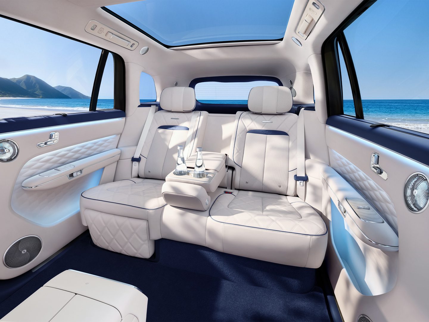 AITO M8 EV 2026 Refresh — интерьер, rear seats five seat, рынок China