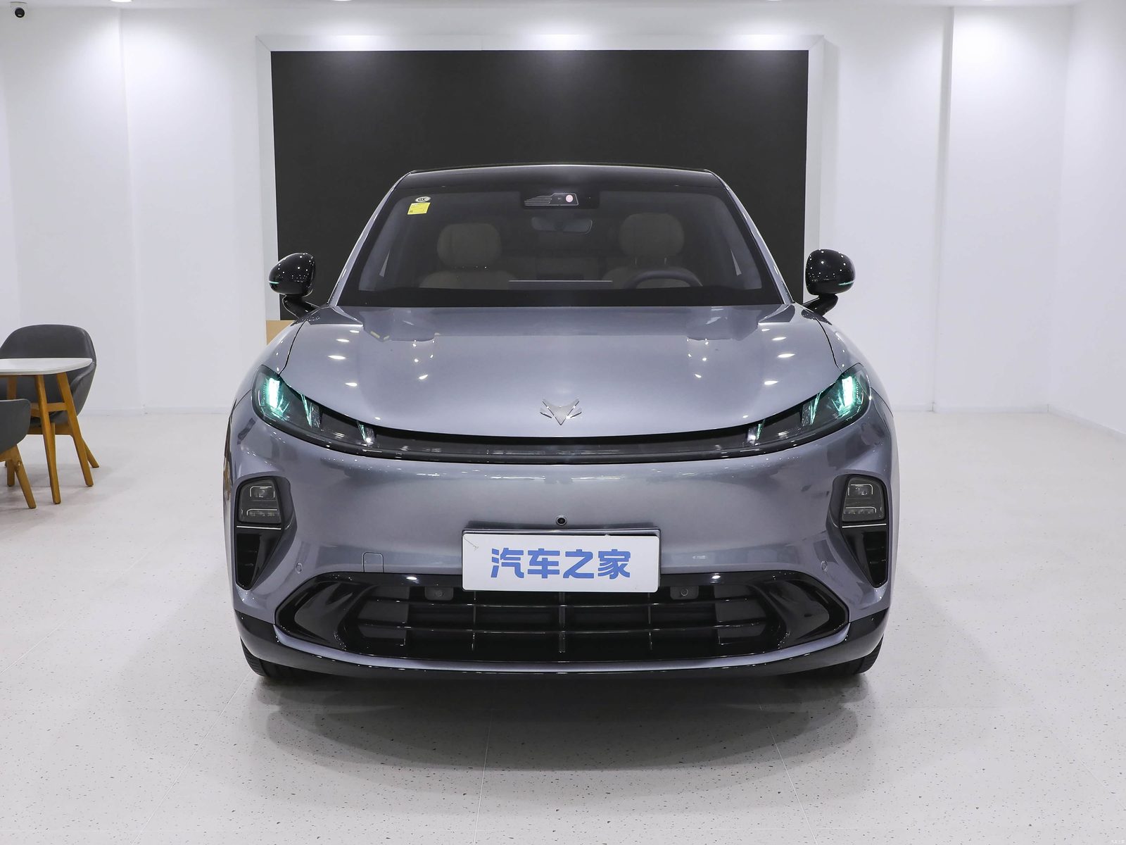 Arcfox Alpha T7 EV / EREV 2026 — экстерьер, вид спереди, рынок China announcement
