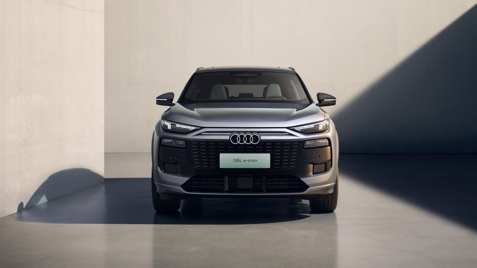 Audi Q6L e-tron China 2025 — экстерьер, вид спереди, рынок China