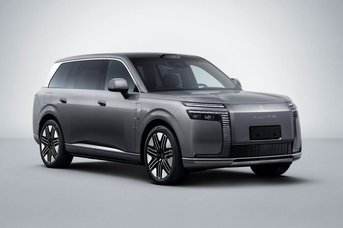 Avatr T09 PHEV 2026 — экстерьер, вид спереди 3/4, рынок China 2026 MIIT filing / PHEV