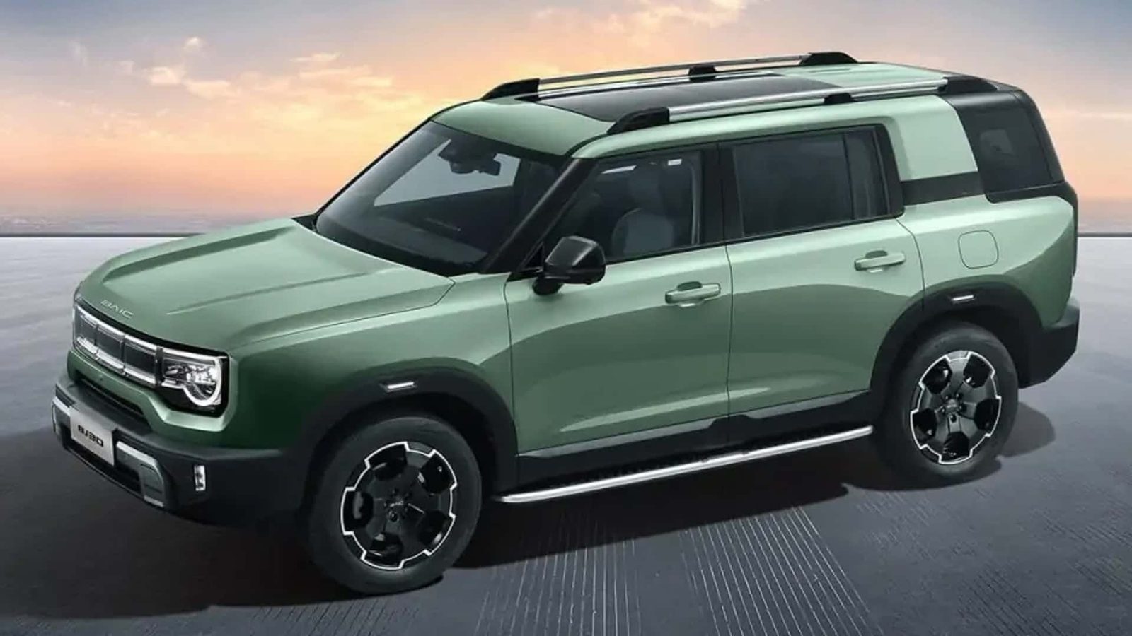 BAIC / Beijing BJ30 Hybrid 2024 — главное фото модели, экстерьер, вид спереди 3/4, рынок internal_mvp