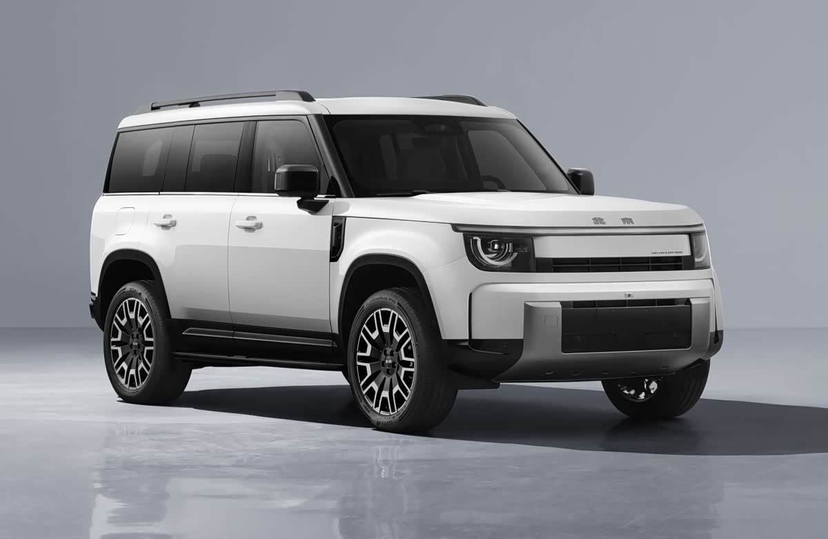 BAIC / Beijing Xingtan 5X 2026 — главное фото модели, экстерьер, front three quarter studio, рынок China 2026 debut / MIIT EV and PHEV reference