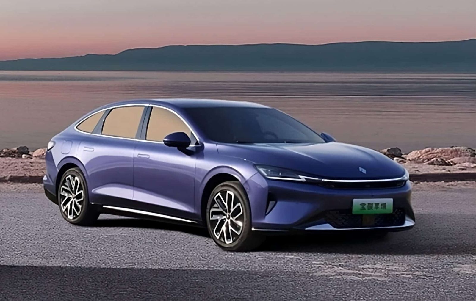 Baojun Xiangjing EV 2025 — экстерьер, front 3q alt, рынок China