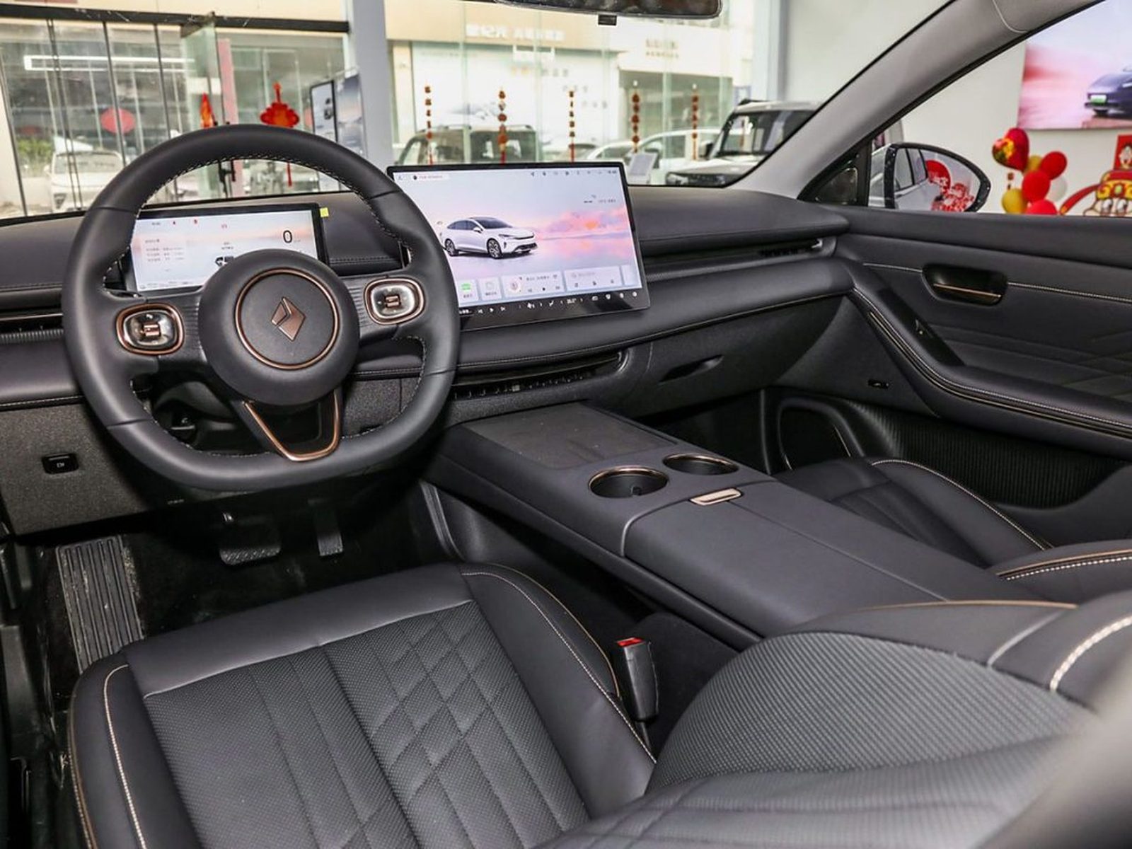 Baojun Xiangjing PHEV 2025 — интерьер, второй ряд сидений, рынок internal_mvp