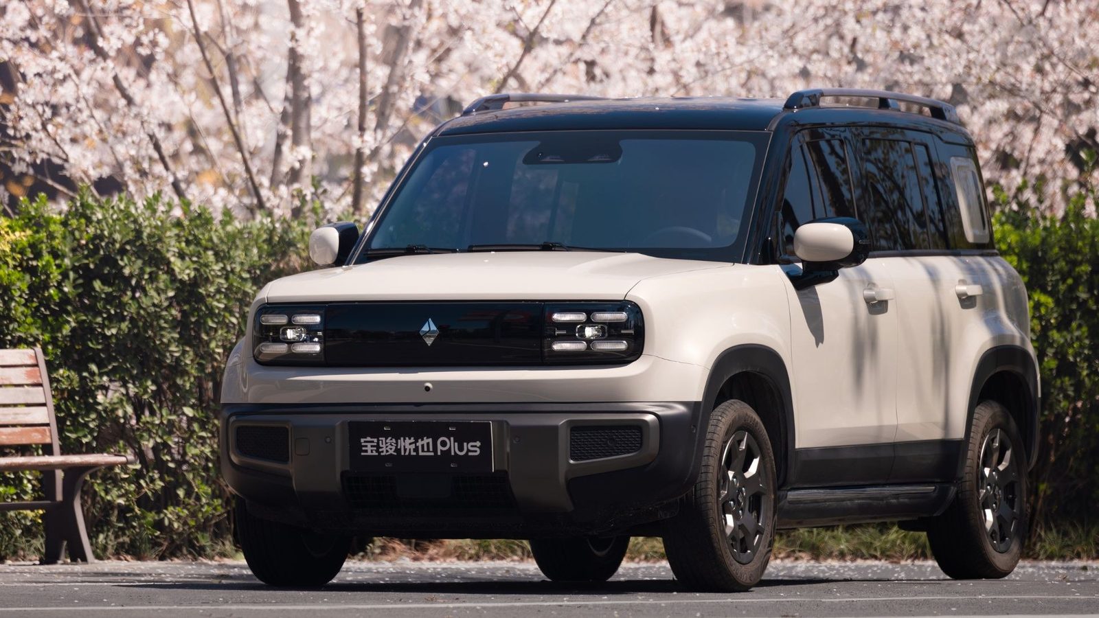 Baojun Yep Plus 2024 — экстерьер, вид сбоку, рынок internal_mvp