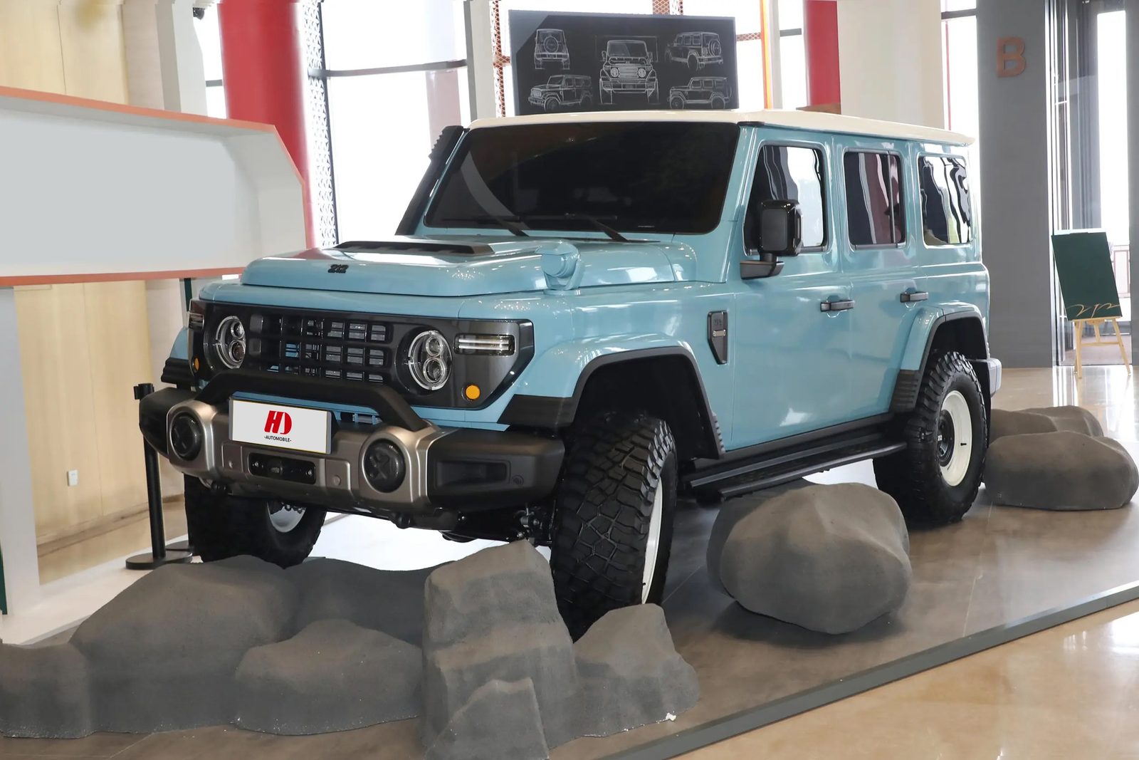 BAW 212 T01 PHEV 2026 — экстерьер, вид сбоку, рынок internal_mvp