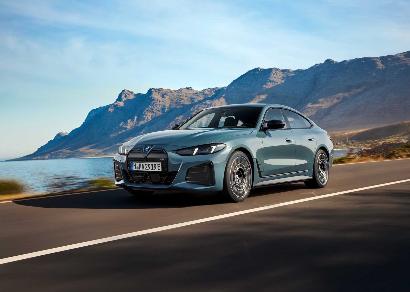 BMW i4 China 2025 — экстерьер, вид сбоку, рынок internal_mvp