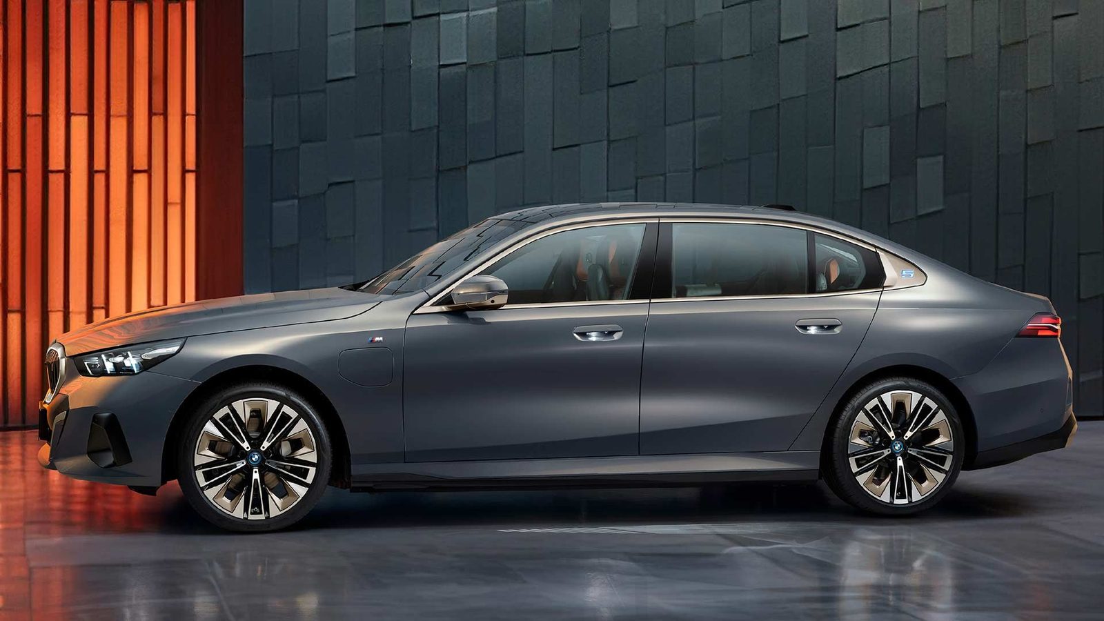 BMW i5 L China 2026 — экстерьер, вид сбоку, рынок internal_mvp