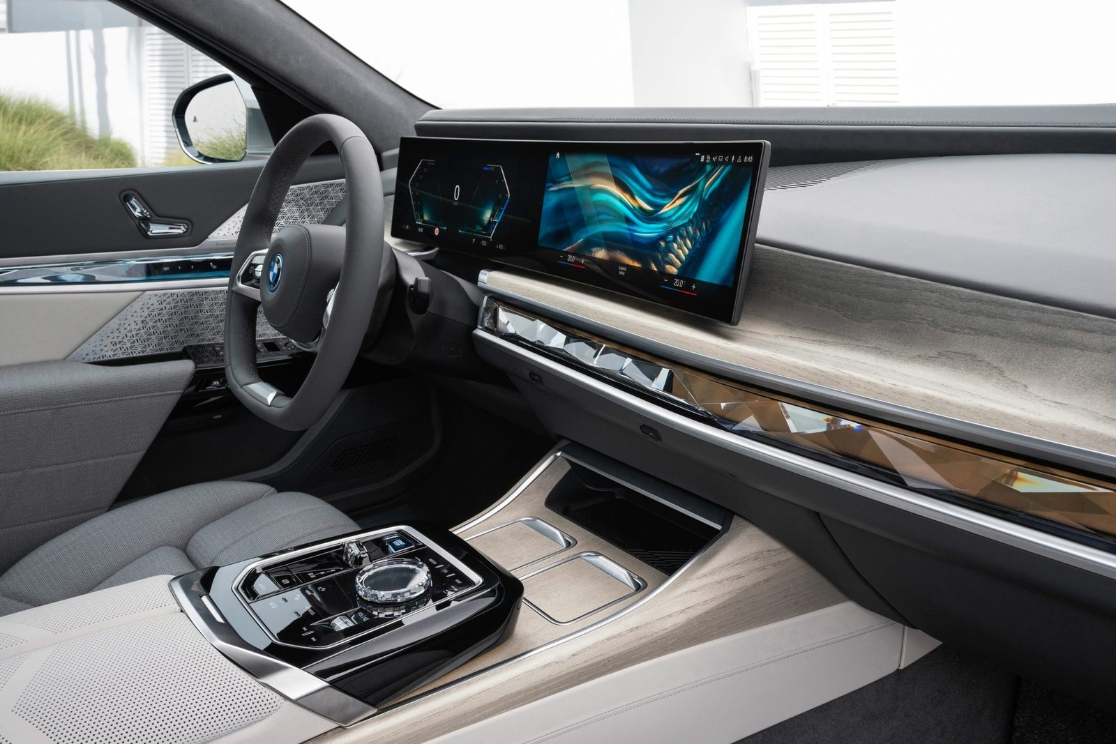 BMW i7 China 2026 — интерьер, второй ряд сидений, рынок internal_mvp