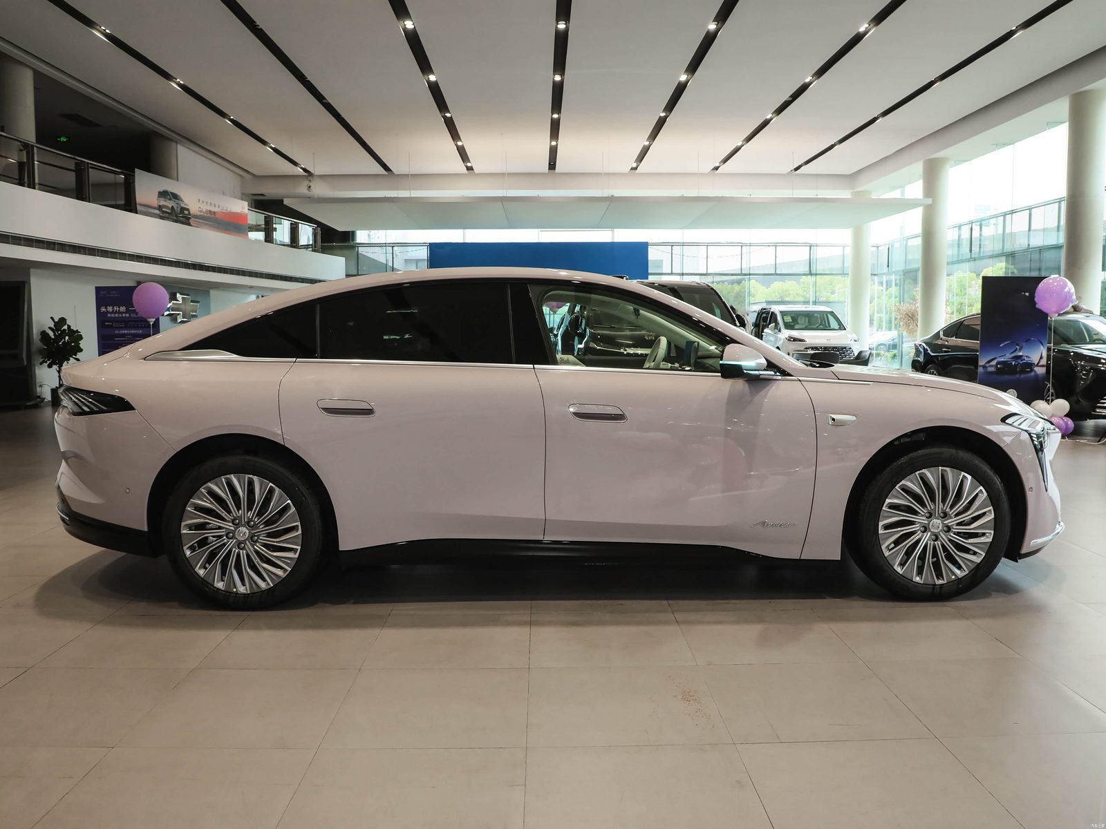 Buick Electra L7 BEV 2026 — экстерьер, side profile right, рынок China