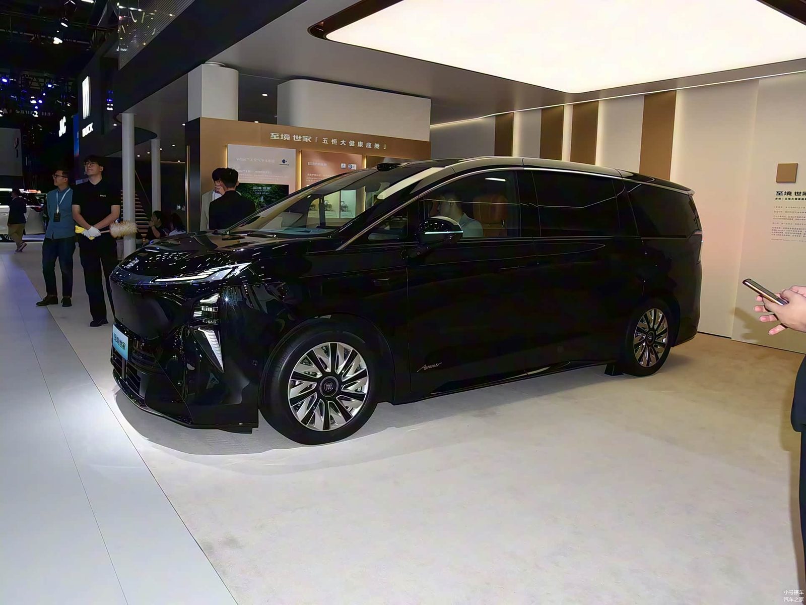 Buick Zhijing Shijia PHEV 2026 — экстерьер, вид сбоку, рынок internal_mvp