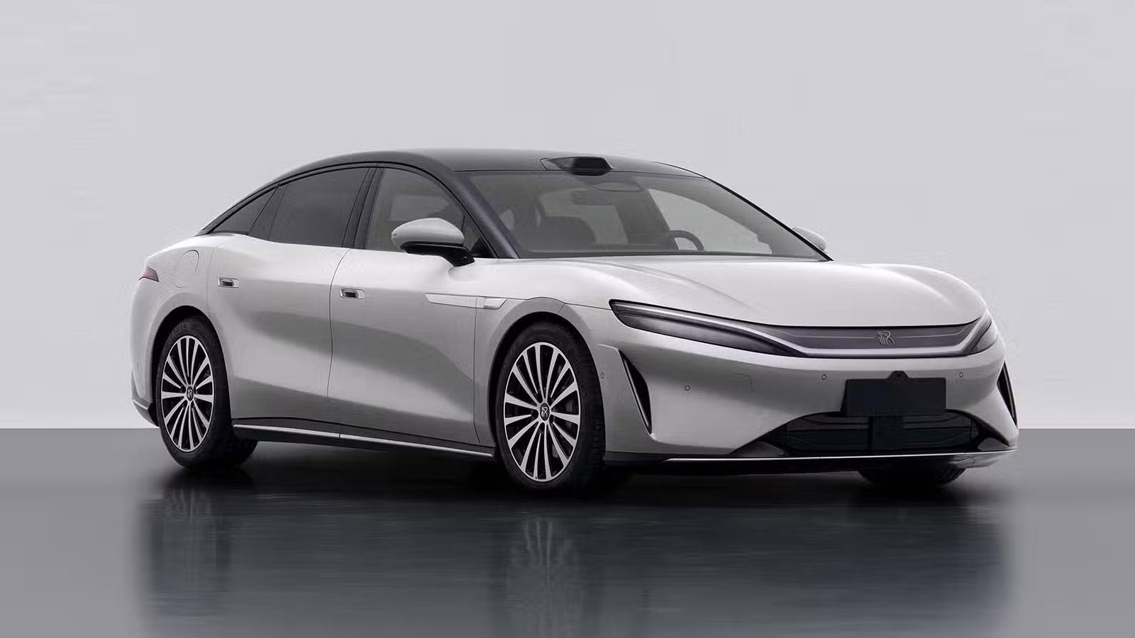 BYD Han L EV 2025 — экстерьер, front 3q studio, рынок china_reference