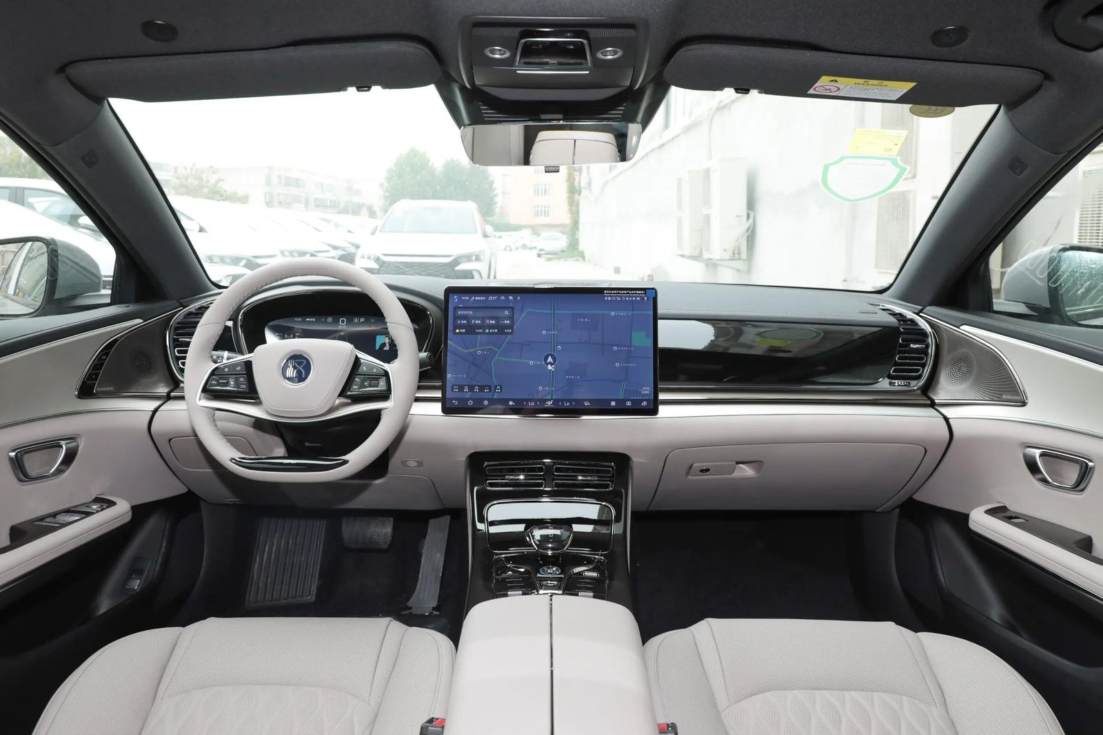 BYD Han L DM-i / DM-p 2025 — главное фото модели, интерьер, передняя панель, рынок internal_mvp