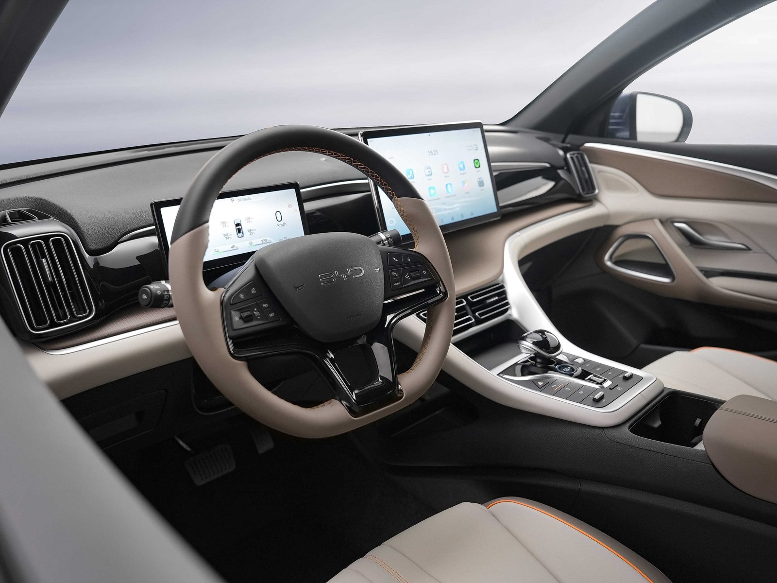 BYD Song Pro DM-i 2025 — главное фото модели, интерьер, передняя панель, рынок china/export