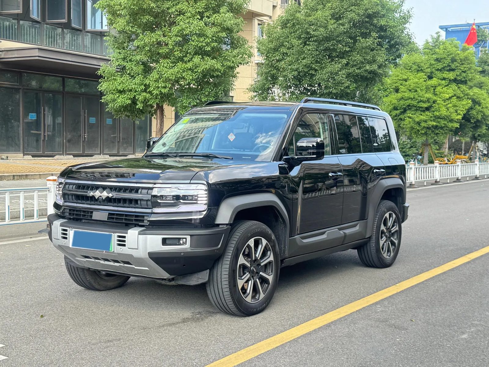 BYD FangChengBao Bao 5 / Leopard 5 2023 — экстерьер, вид сбоку, рынок internal_mvp