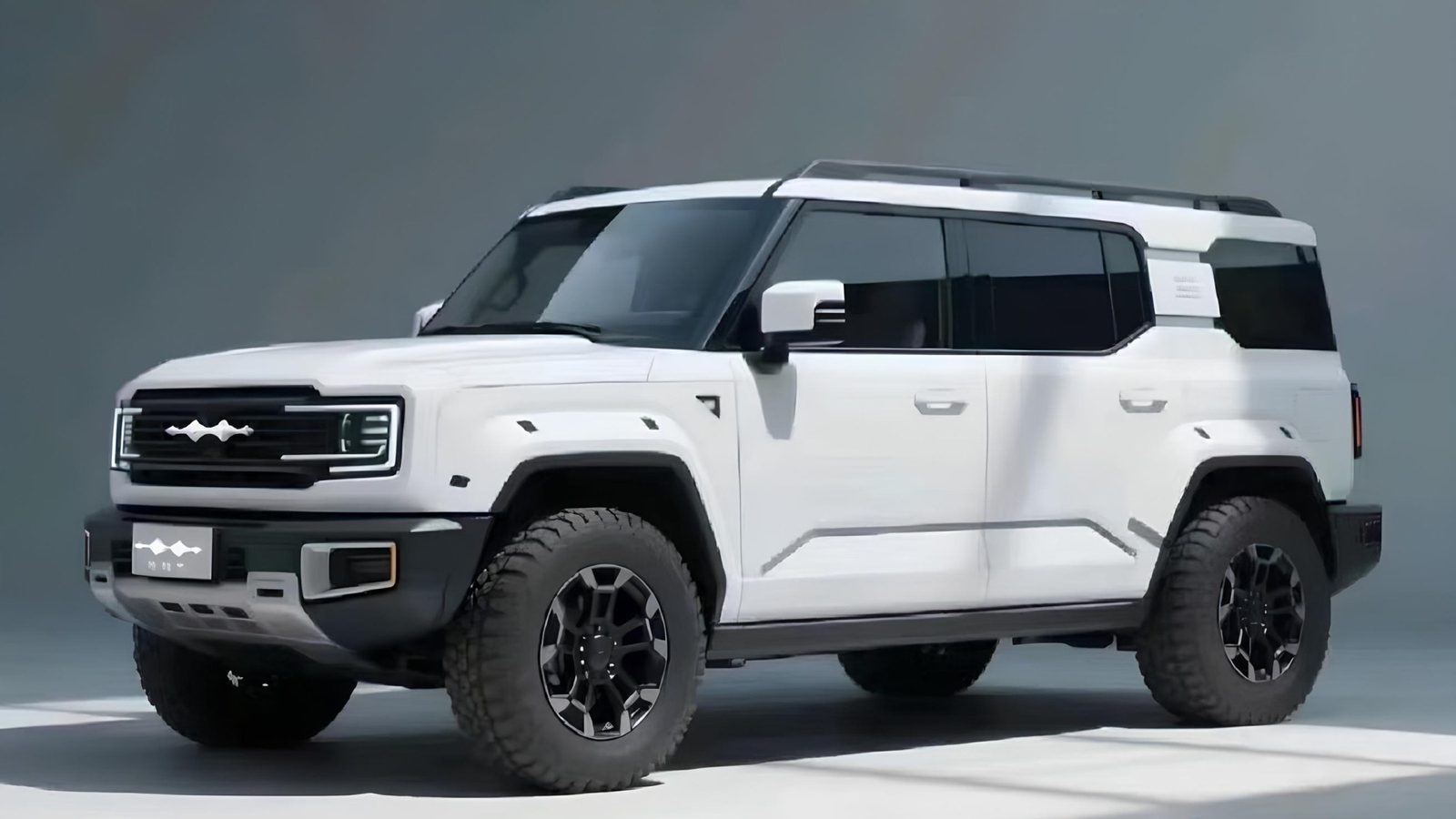 BYD FangChengBao Tai 7 EV 2026 — главное фото модели, экстерьер, вид спереди 3/4, рынок internal_mvp