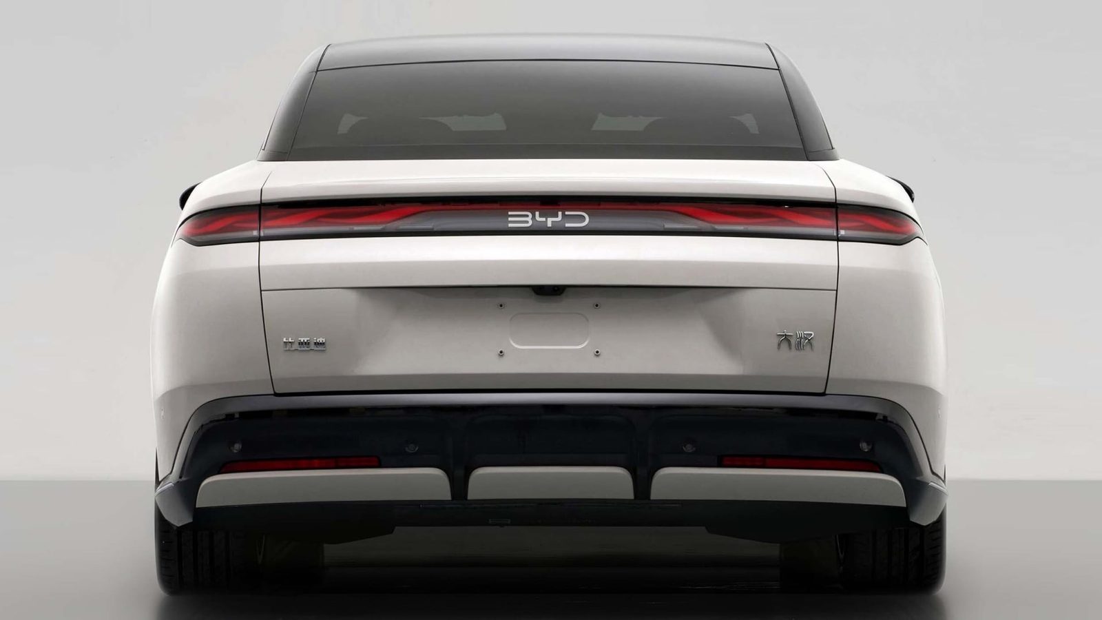 BYD Great Han EV 2026 — экстерьер, rear studio, рынок China pre-launch