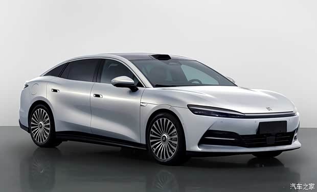 BYD Han Second Generation DM PHEV 2027 — главное фото модели, экстерьер, вид спереди 3/4, рынок China
