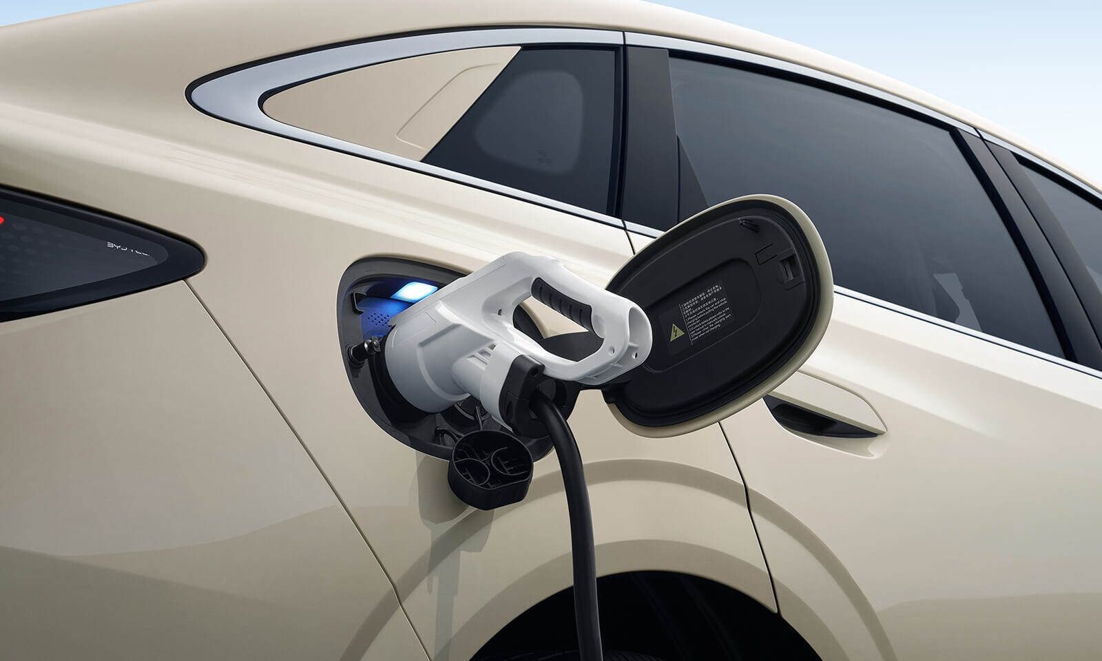 BYD Seal 06 EV 2024 — экстерьер, зарядный порт, рынок china