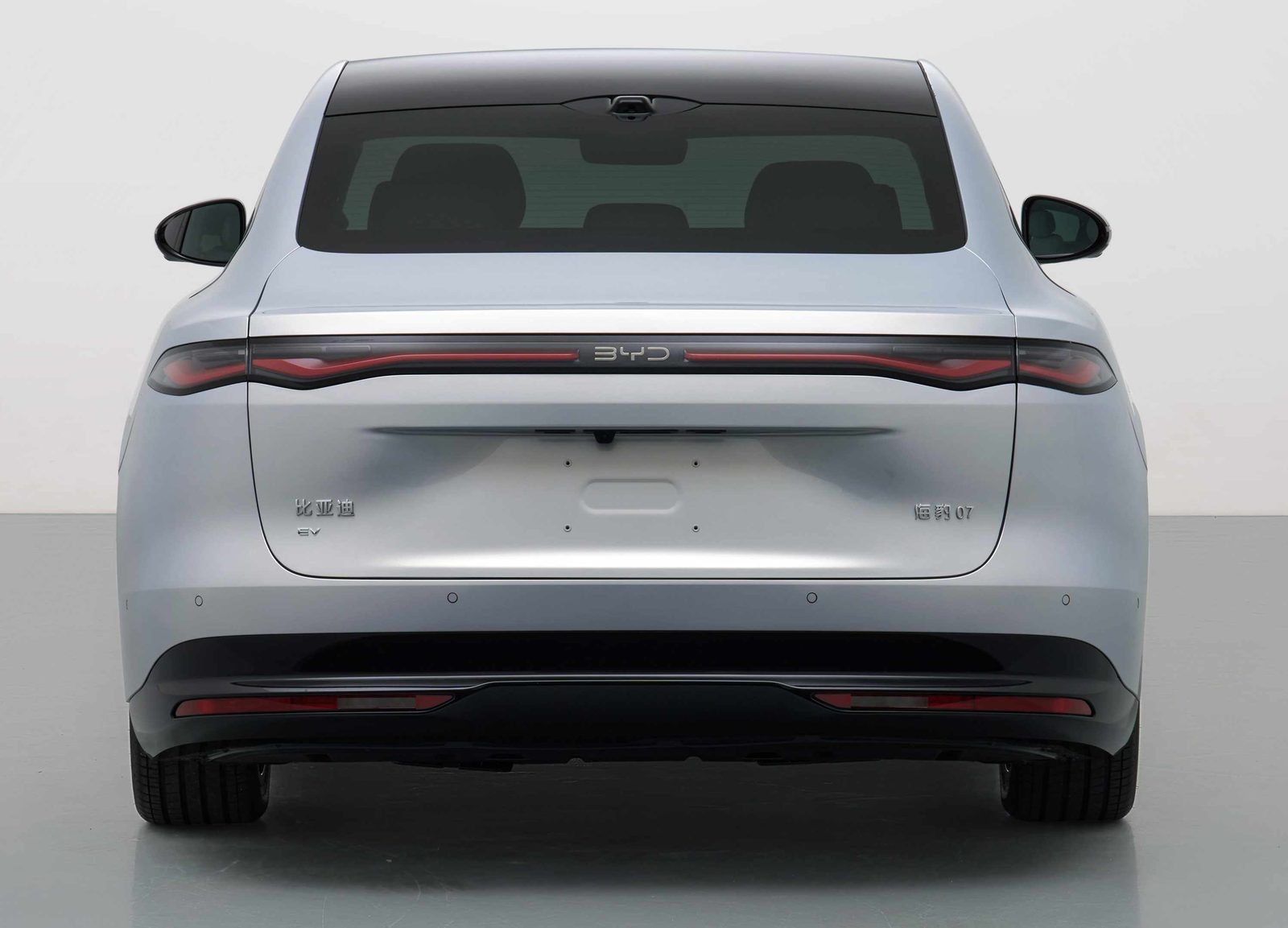 BYD Seal 07 second generation 2026 — экстерьер, вид сзади, рынок China