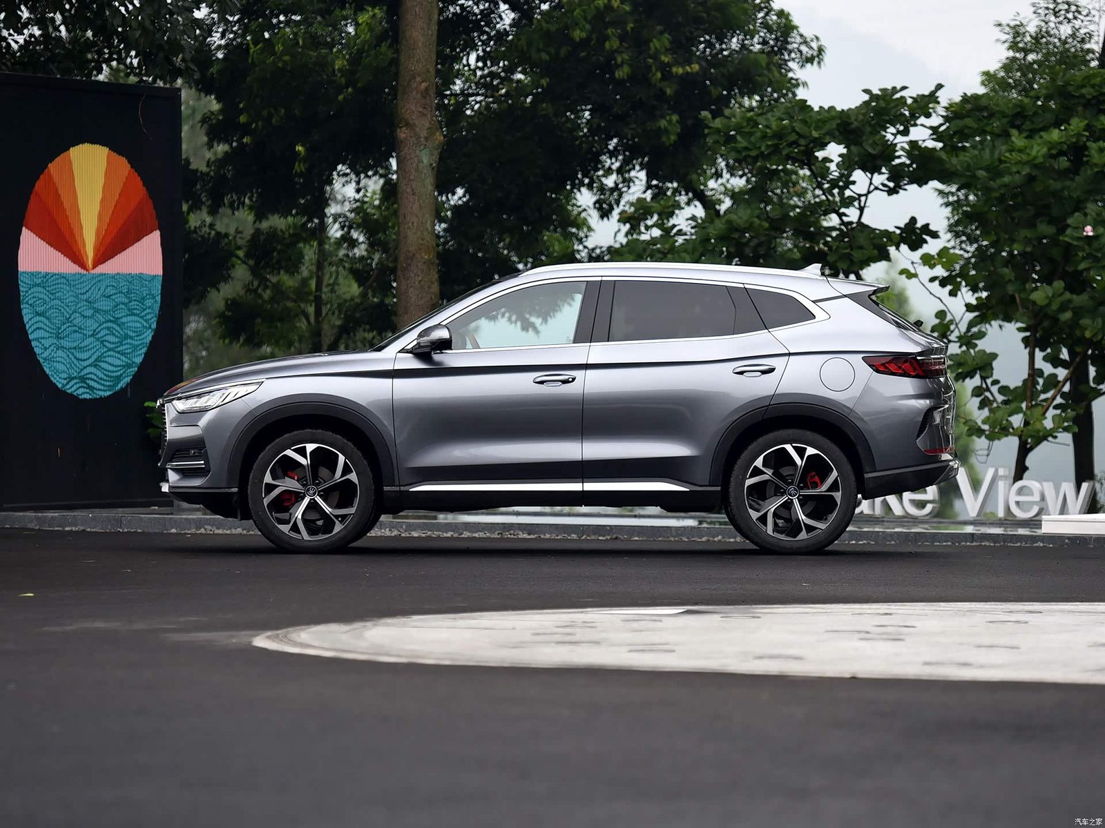 BYD Song Pro / Song Plus Early Legacy Reference 2019 — экстерьер, вид сбоку, рынок China archive exact-specification reference