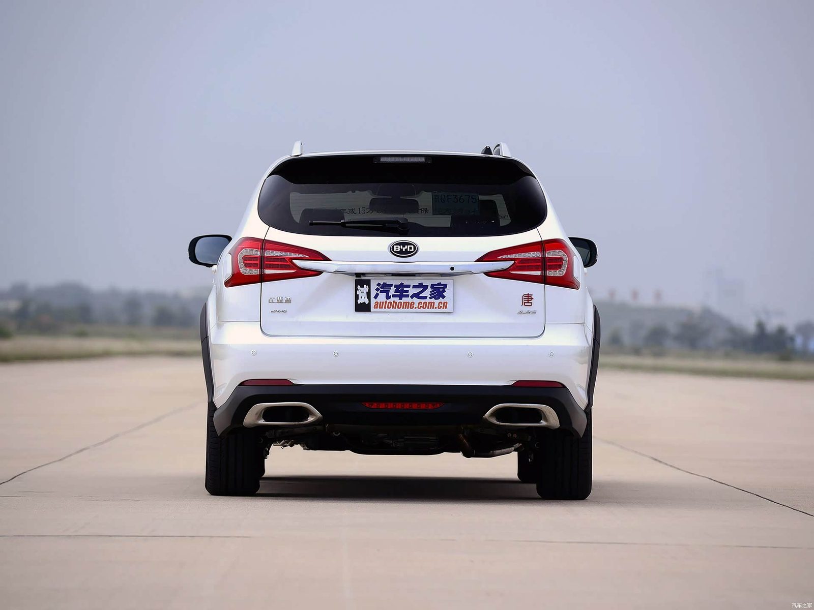 BYD Tang First Generation DM Reference 2015 — экстерьер, вид сзади, рынок china
