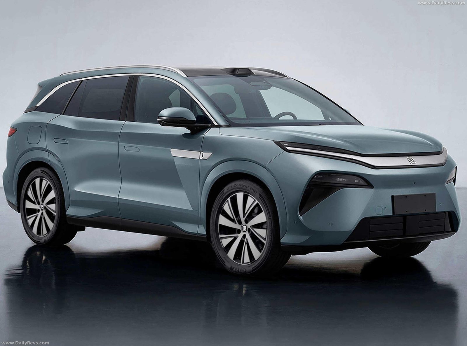 BYD Tang L EV 2025 — экстерьер, вид сбоку, рынок China / import visual reference