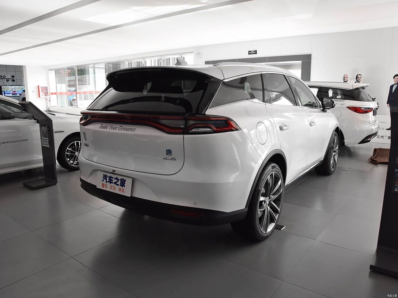 BYD Tang Second Generation Legacy Reference 2018 — экстерьер, вид сзади 3/4, рынок china