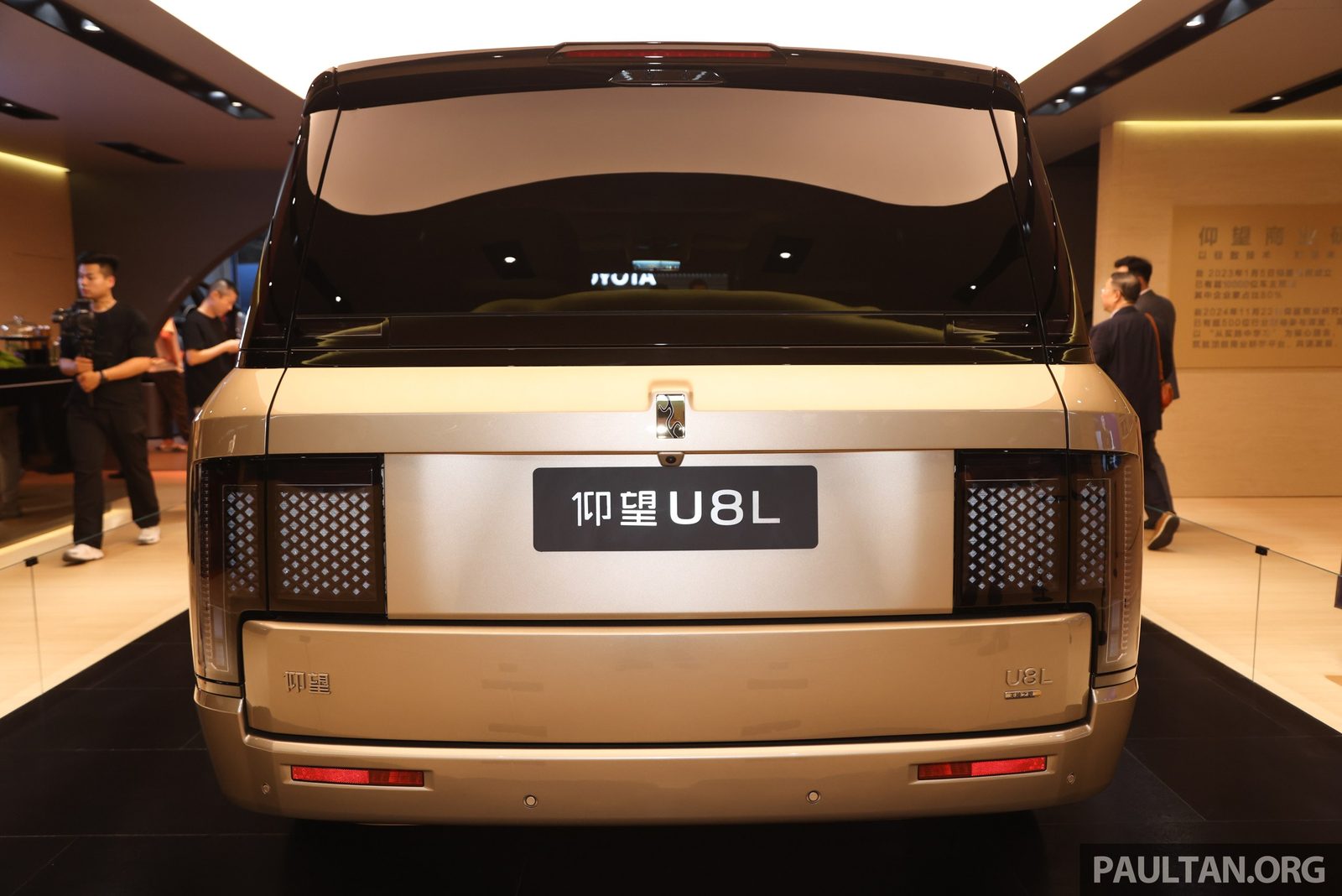 BYD Yangwang U8L 2025 — экстерьер, вид сбоку, рынок internal_mvp