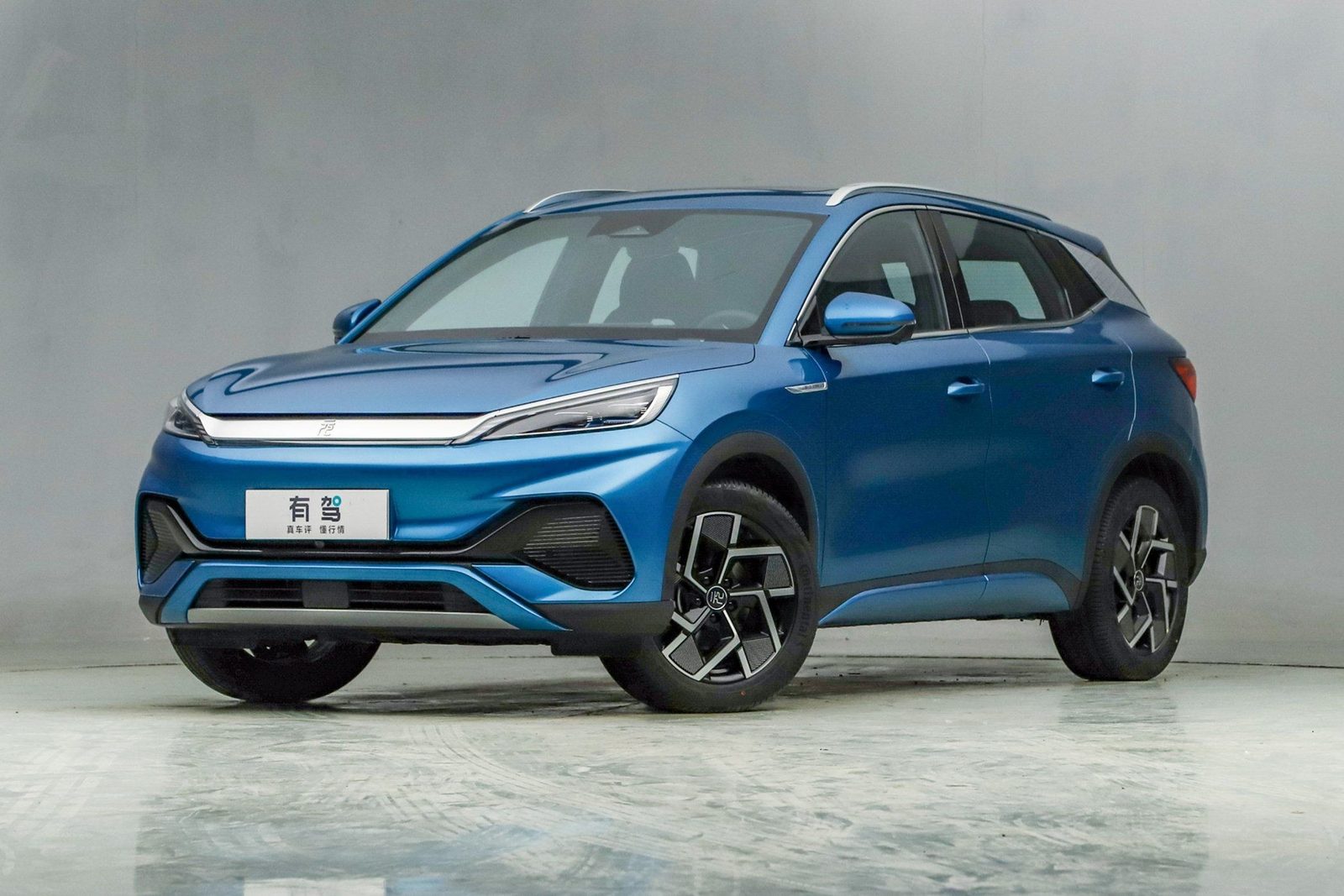 BYD Yuan Plus / Atto 3 EV 2026 — главное фото модели, экстерьер, вид сбоку, рынок internal_mvp
