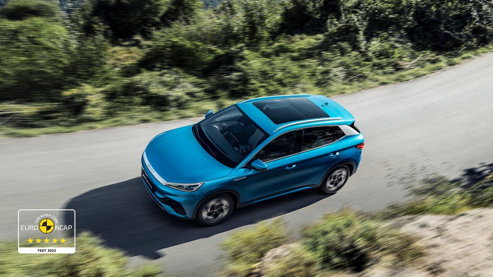 BYD Atto 3 Global First Generation 2022 — экстерьер, aerial rear 3q, рынок global