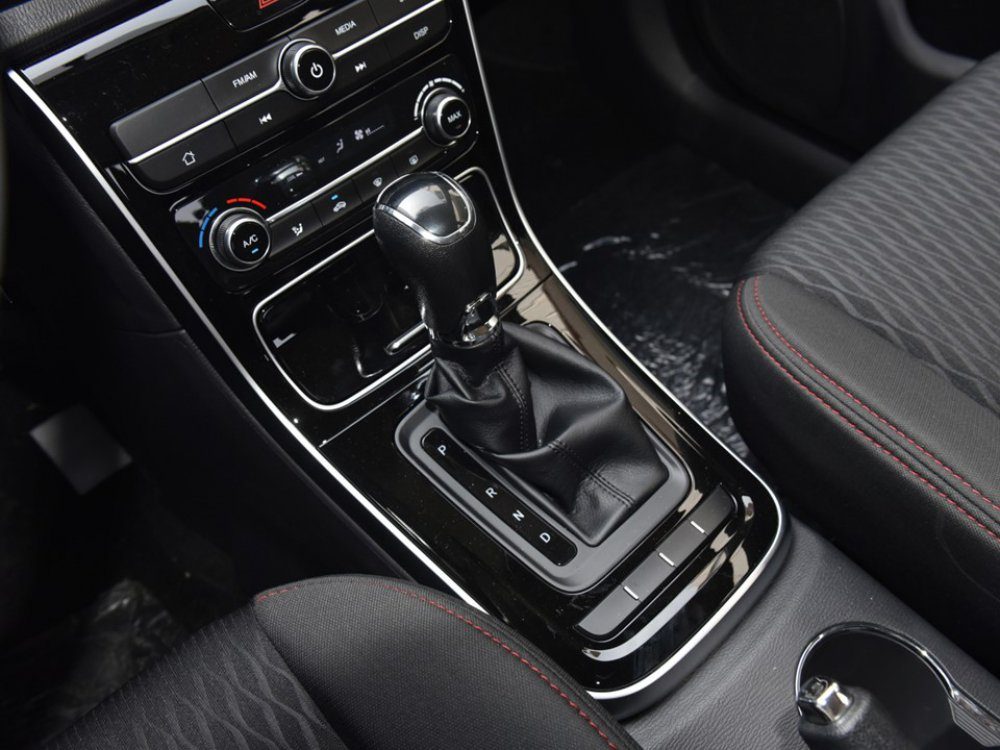 Changan Auchan A600 EV / Changxing EV 2019 — интерьер, detail, рынок internal_mvp