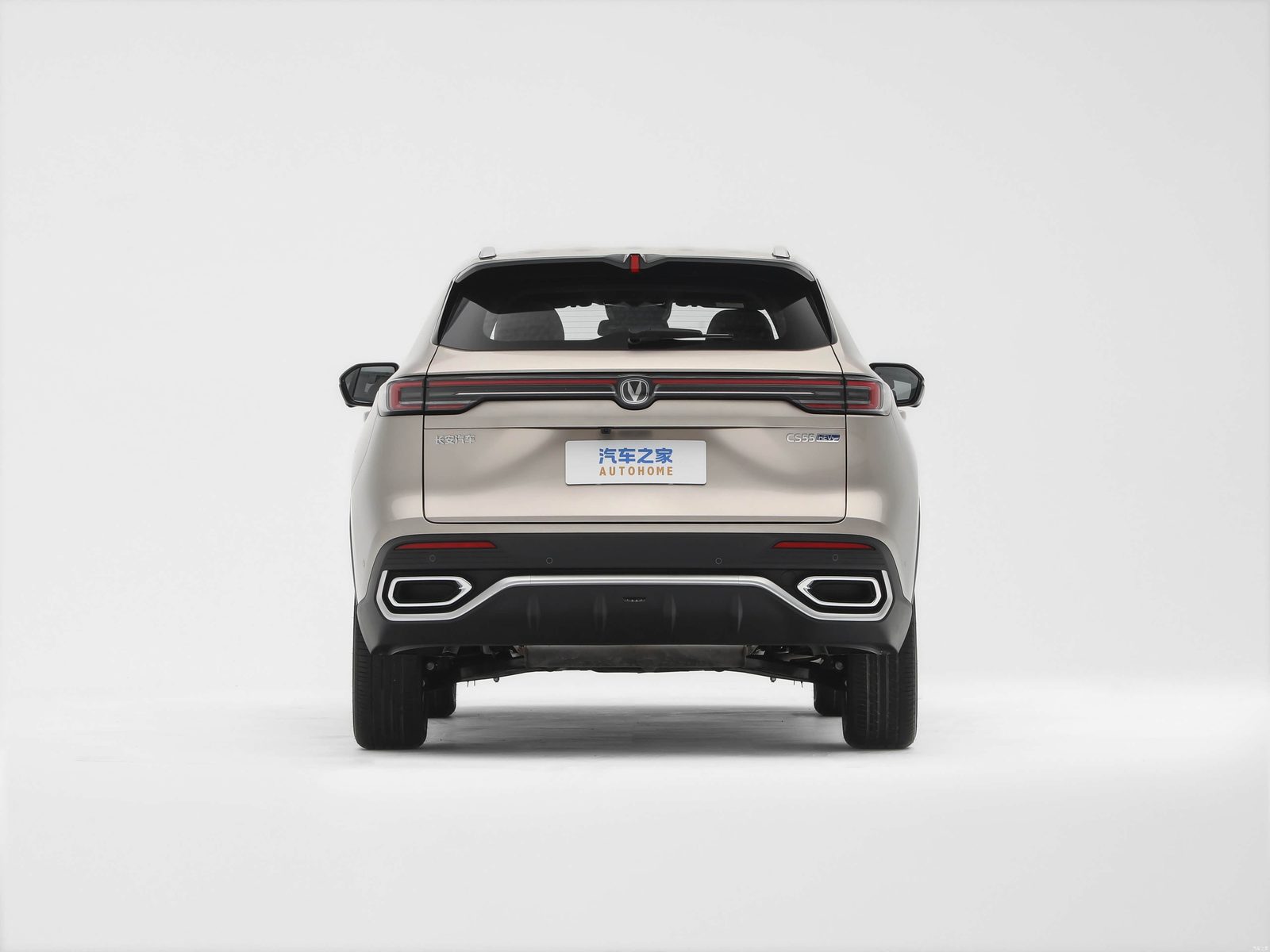 Changan CS55 Plus Blue Whale Super Hybrid 2026 — экстерьер, вид сзади, рынок China