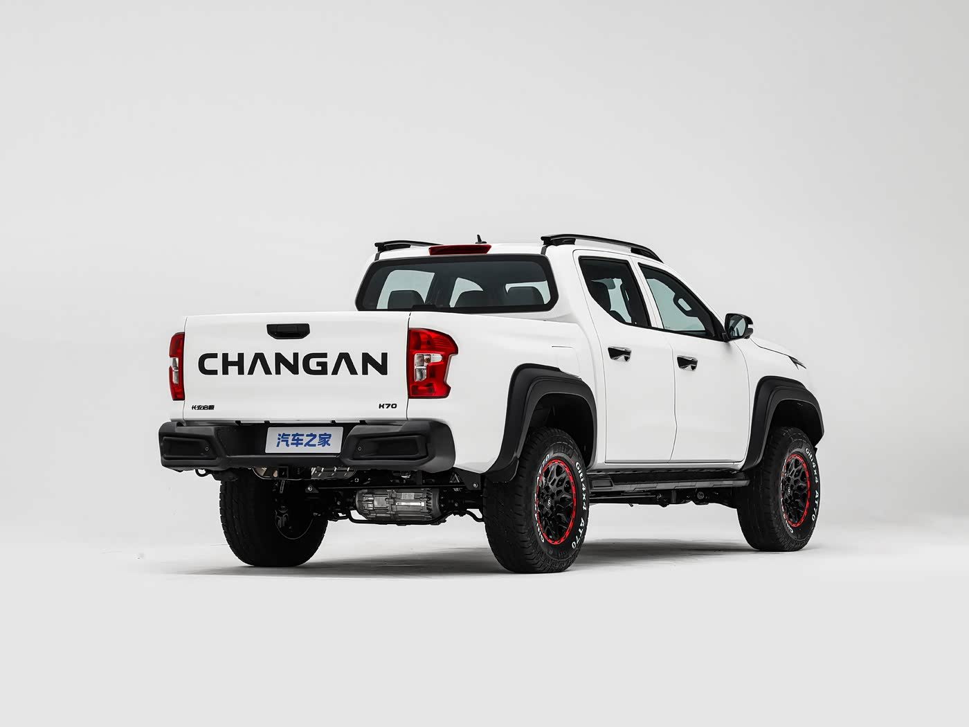 Changan Hunter K70 EREV 2026 — экстерьер, rear three quarter opposite