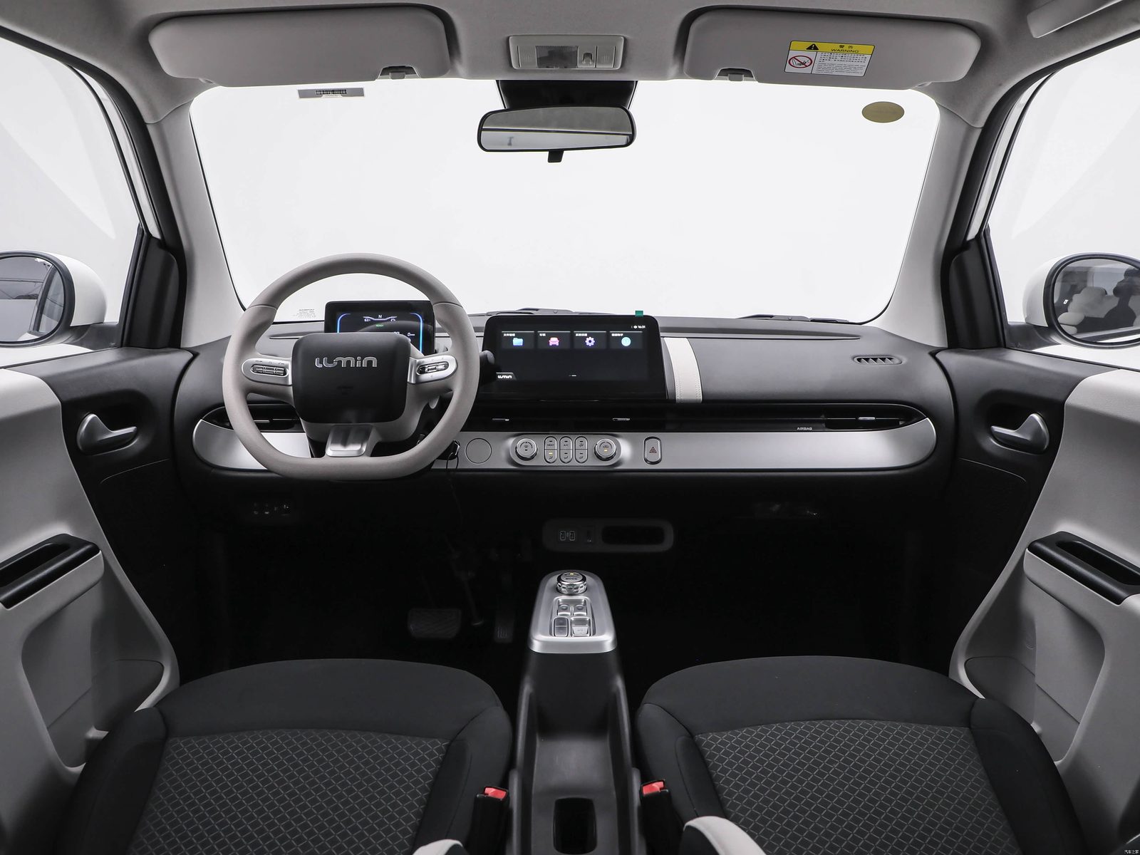 Changan Lumin EV 2026 — главное фото модели, интерьер, передняя панель, рынок China