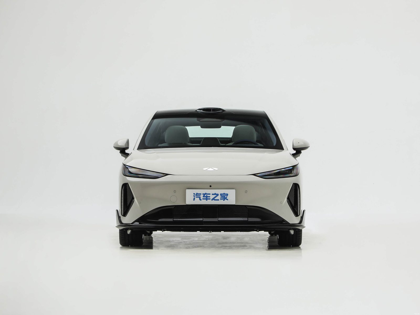 Chery Group Fulwin A9 BEV 2026 — экстерьер, вид спереди, рынок china