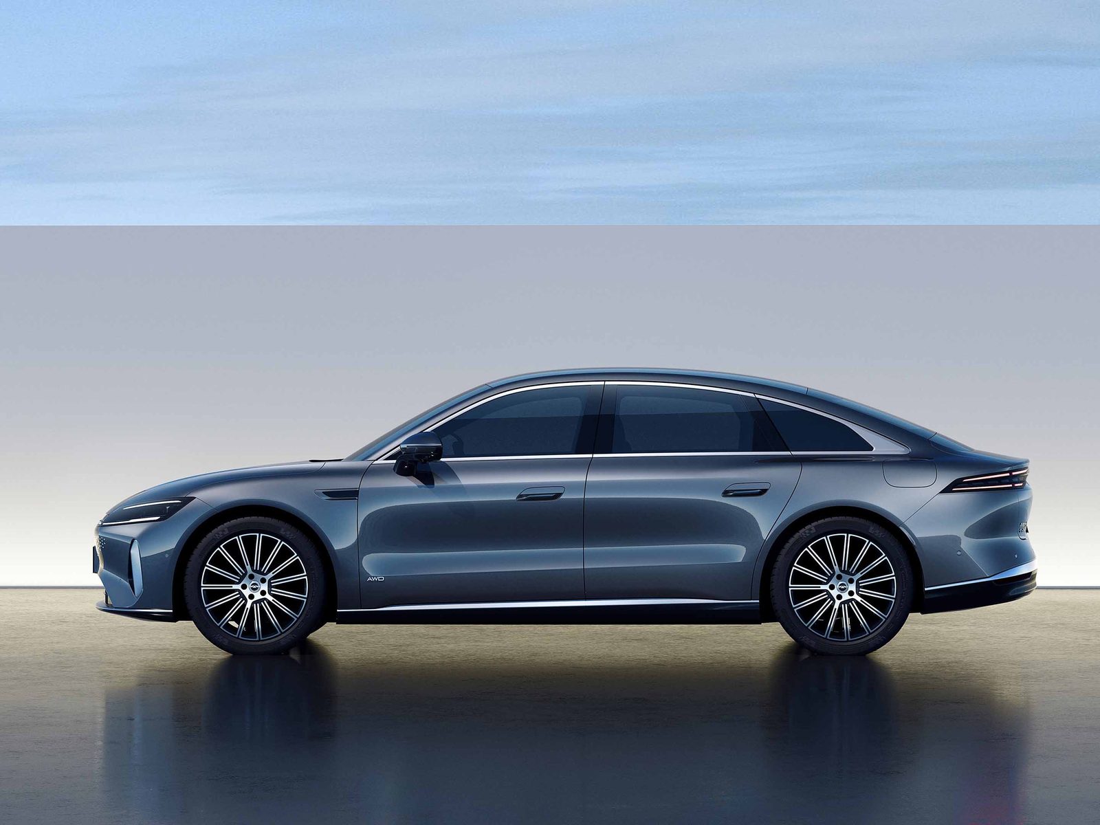 Chery Group Fulwin A9 BEV 2026 — экстерьер, вид сбоку