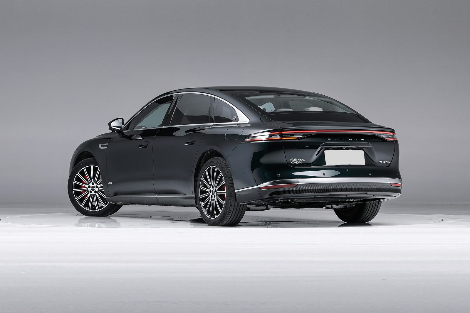 Chery Group Fulwin A9L 2025 — экстерьер, вид сзади 3/4, рынок China / third-party gallery