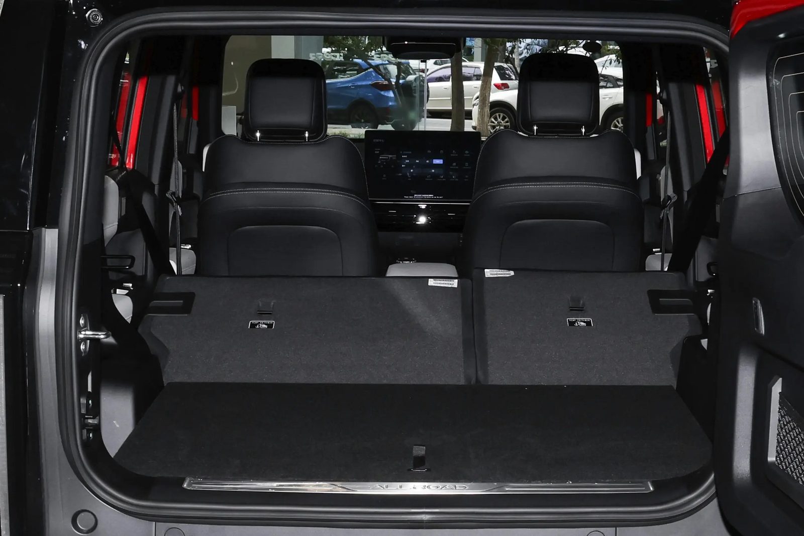 Chery Group iCar 03T 2024 — интерьер, второй ряд сидений, рынок internal_mvp