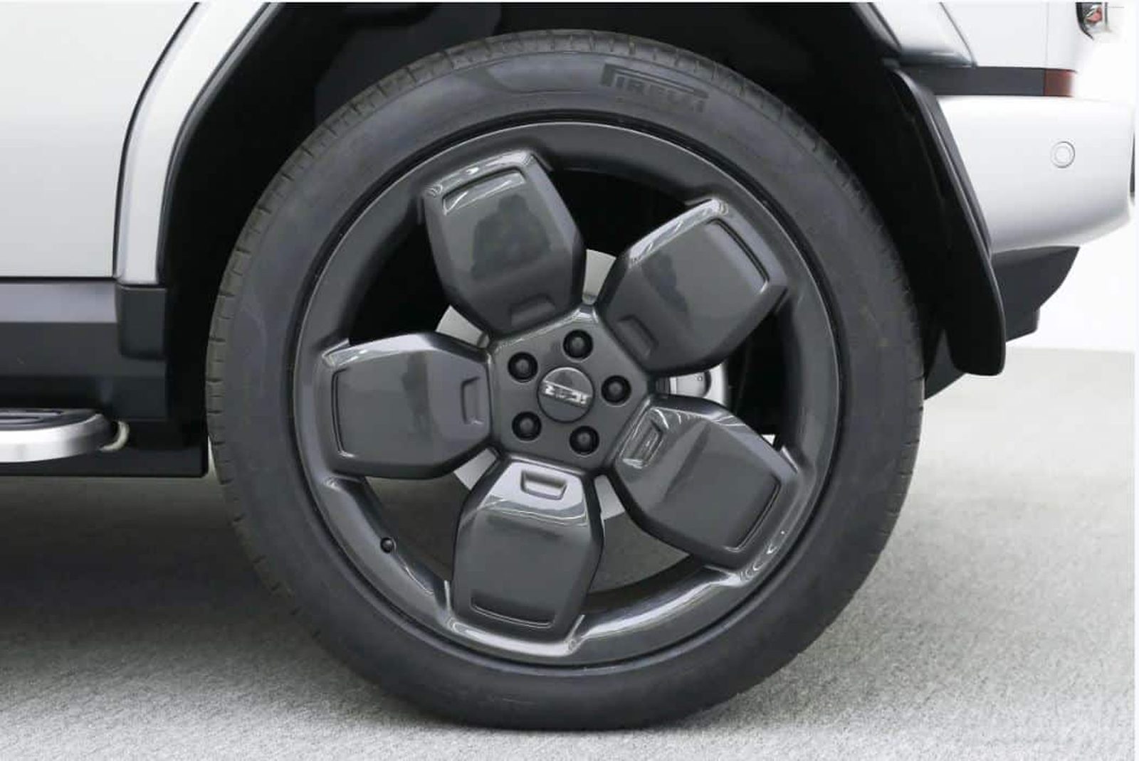 Chery Group iCar V23 2024 — экстерьер, wheel detail, рынок China/import