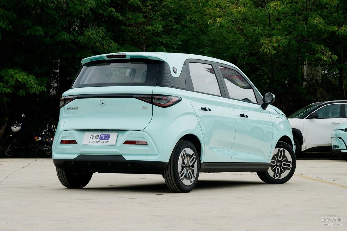 Chery Group QQ Domi 2025 — экстерьер, rear 3q side