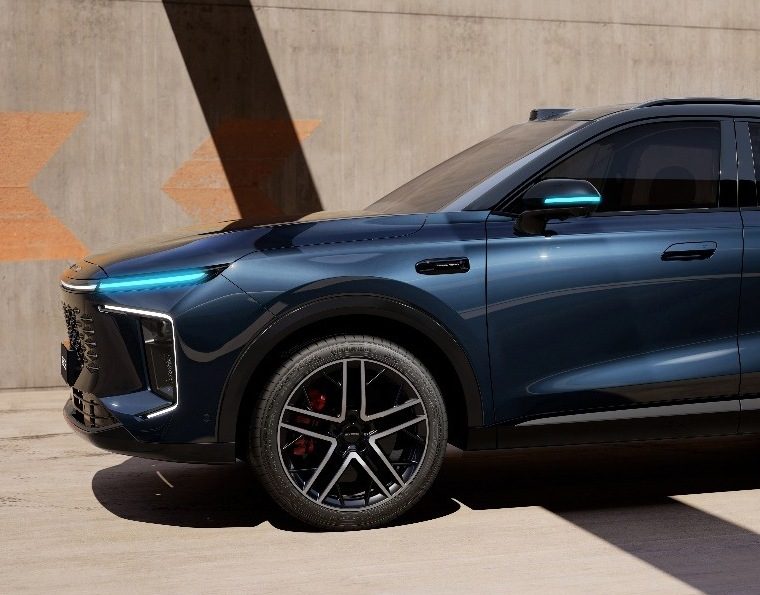 Chery Group Exeed EX6 2026 — экстерьер, rear side detail, рынок China 2026 pre-sale render reference