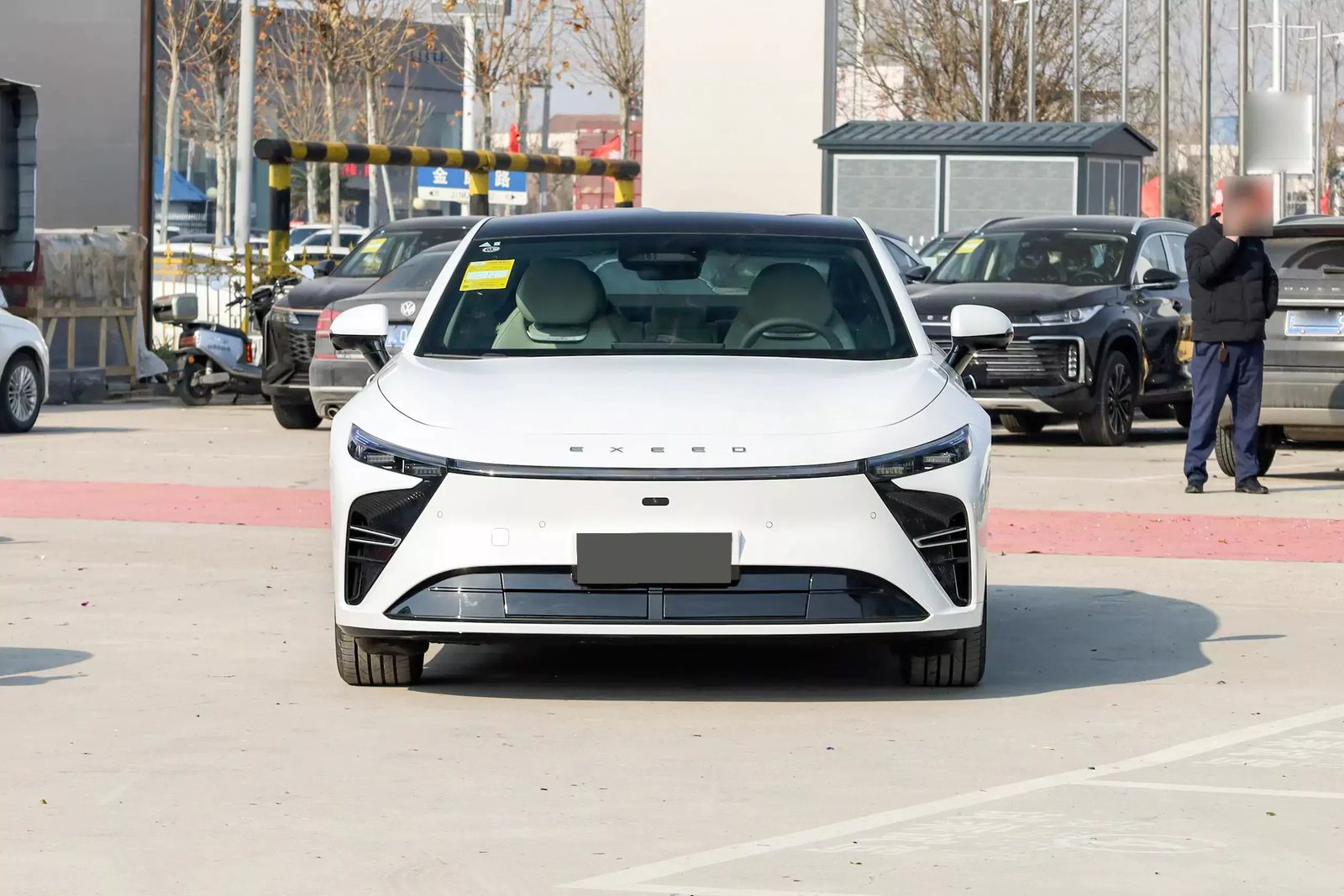 Chery Group Exeed Exlantix ES / Sterra ES EV 2023 — экстерьер, вид спереди, рынок China model-line reference