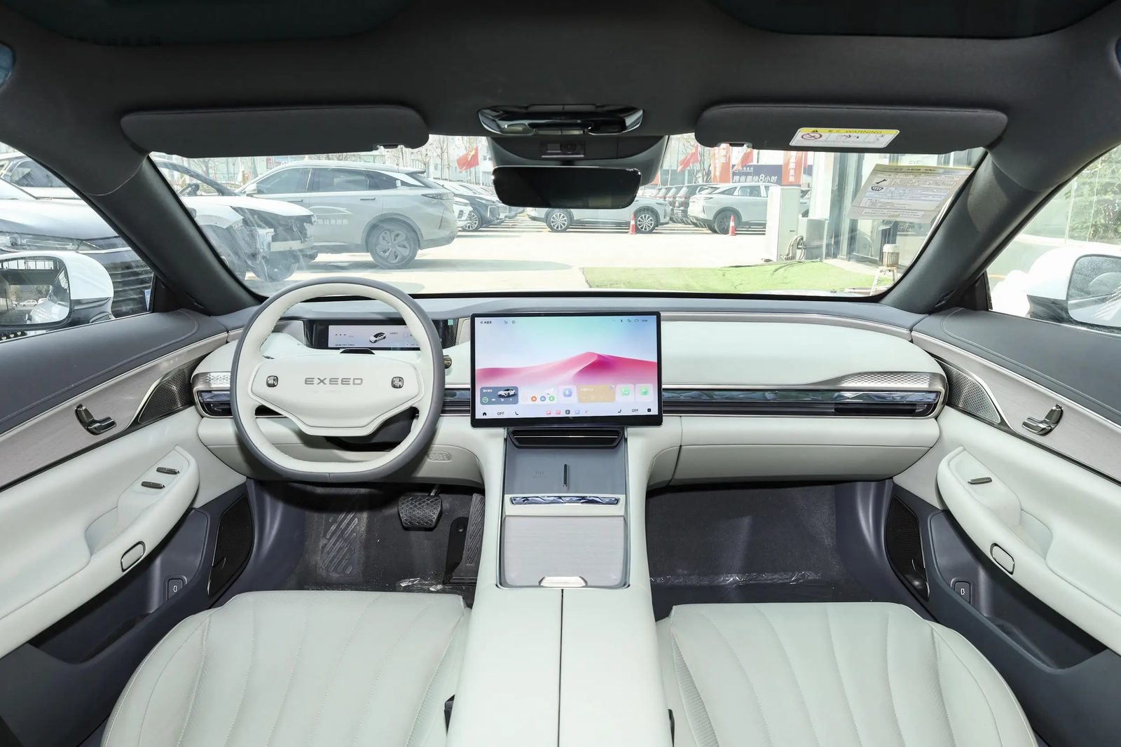 Chery Group Exeed Exlantix ES / Sterra ES EREV 2023 — главное фото модели, интерьер, передняя панель, рынок internal_mvp