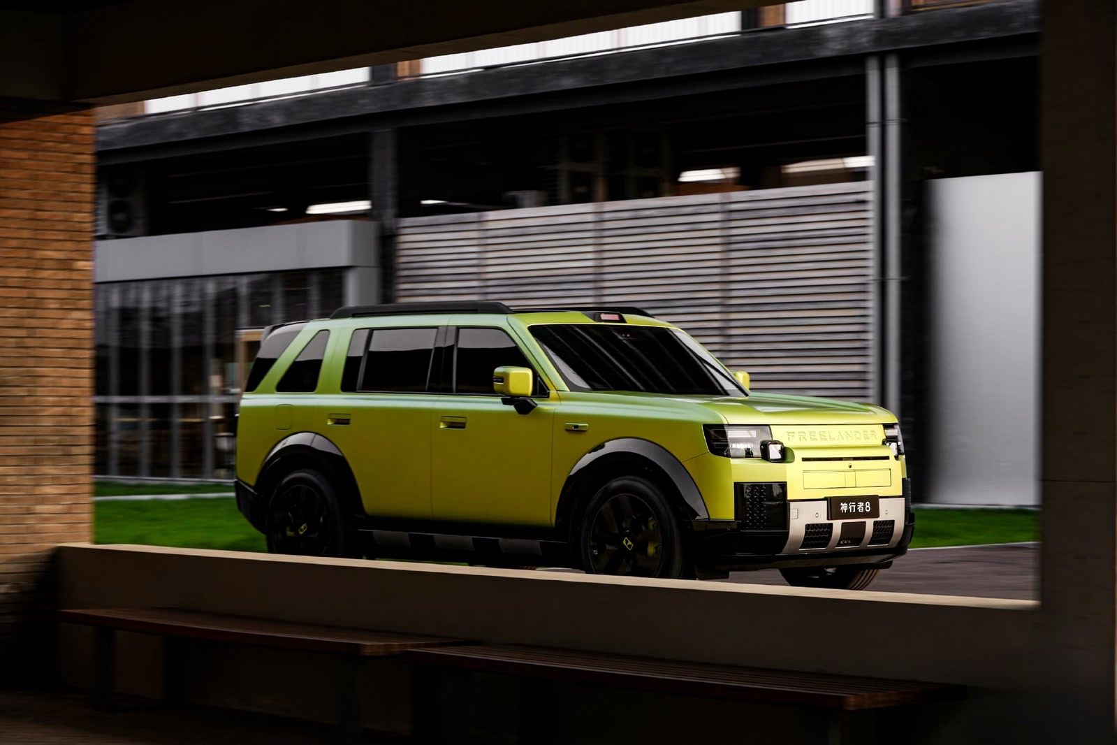 Chery Group Freelander 8 EREV 2026 — экстерьер, driving front 3q, рынок China pre-sale/reference