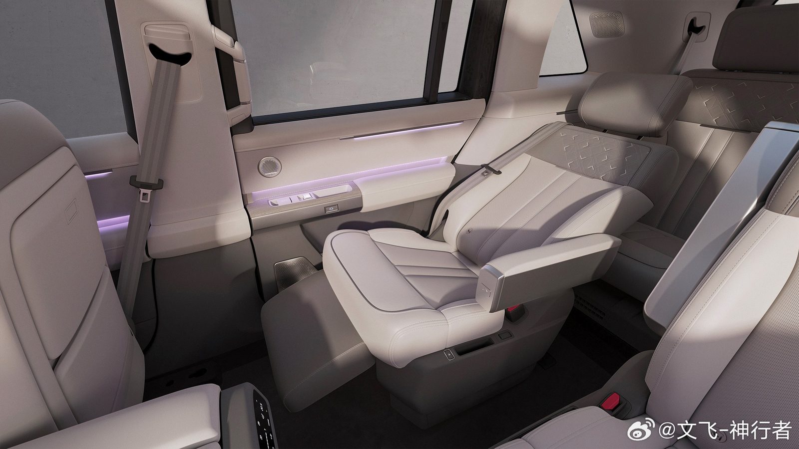 Chery Group Freelander 8 EREV 2026 — интерьер, zero gravity second row, рынок China pre-sale/reference