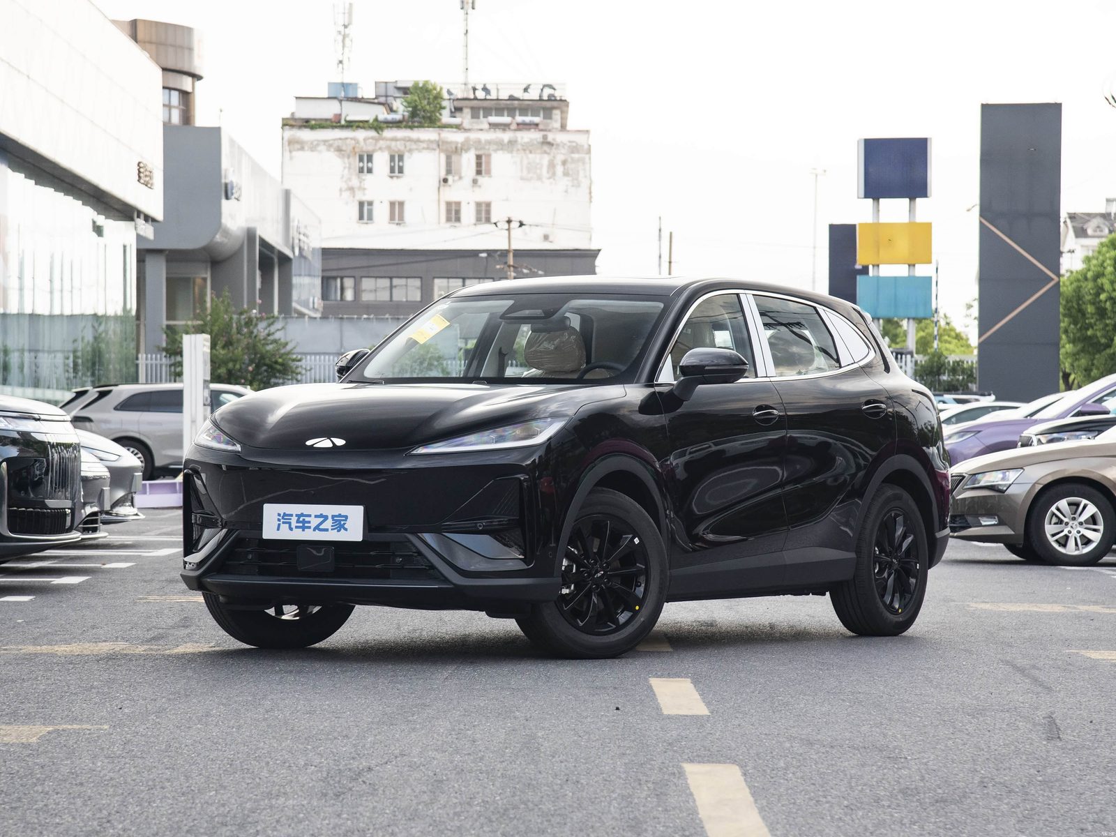 Chery Group Fulwin T7 2026 — экстерьер, front three quarter live, рынок China