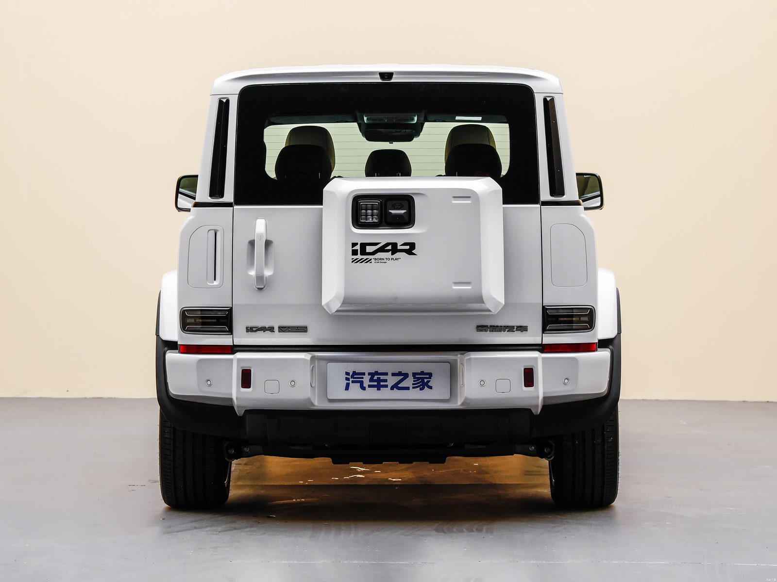 Chery Group iCAR V25 EREV 2026 — экстерьер, вид сзади, рынок China
