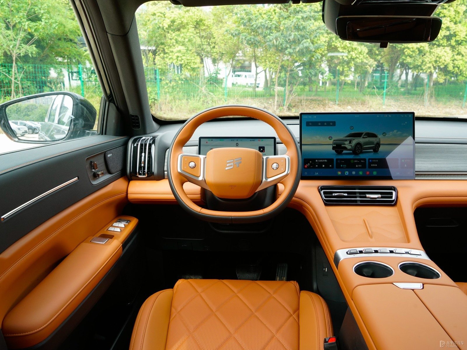 Chery Group Jetour Shanhai L7 PLUS PHEV 2027 — интерьер, передняя панель, рынок China