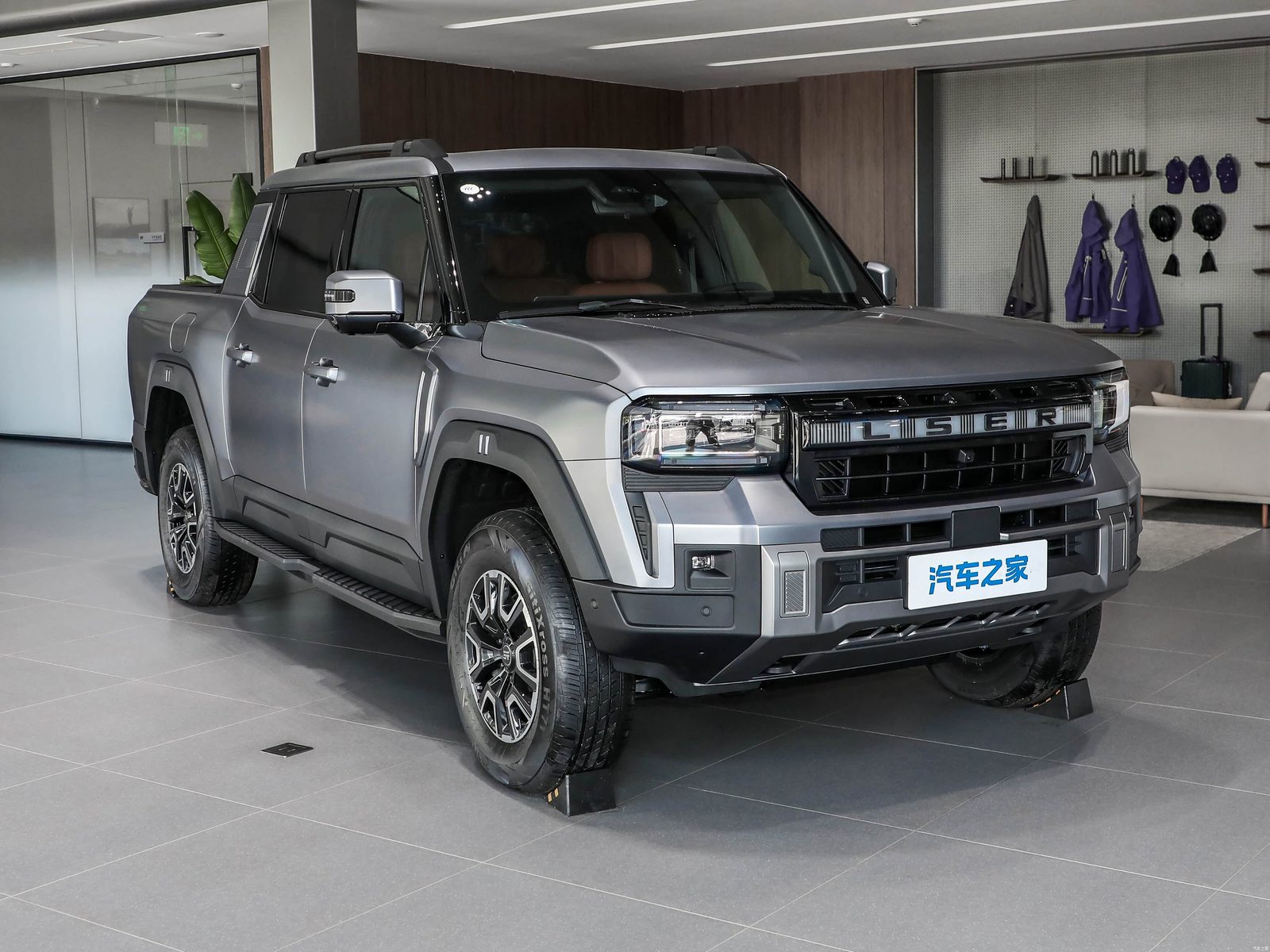 Chery Group Jetour Zongheng F700 PHEV 2026 — экстерьер, front three quarter opposite, рынок China